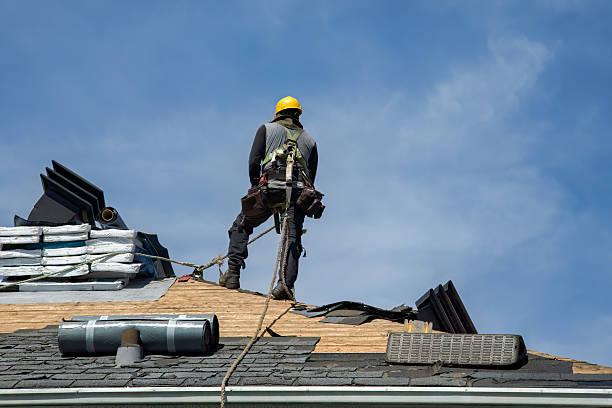 Professional Gutter Installation technician working in Oak Park, MI